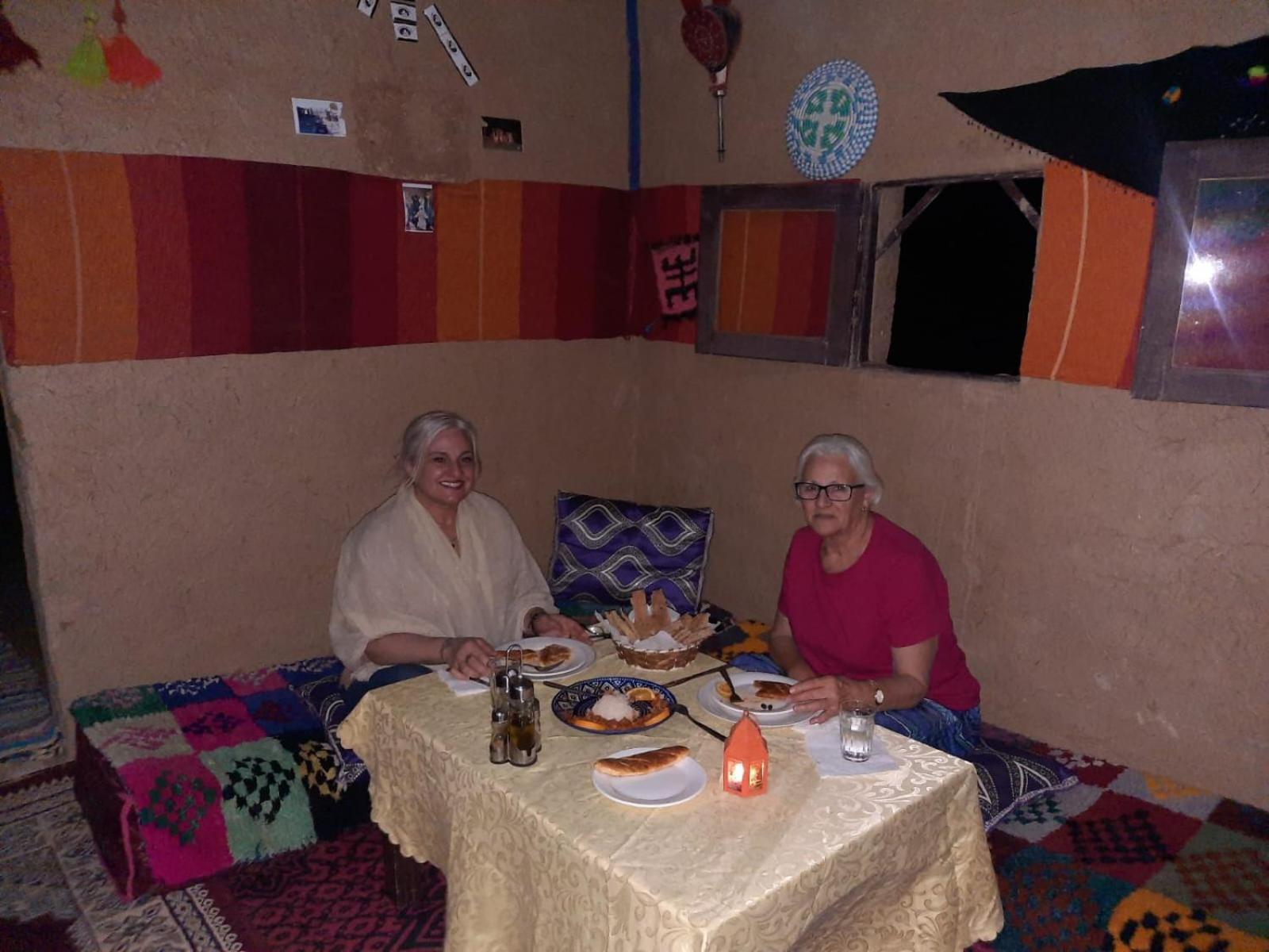 Camp Familia Erg Chebbi Ξενοδοχείο Merzouga Εξωτερικό φωτογραφία