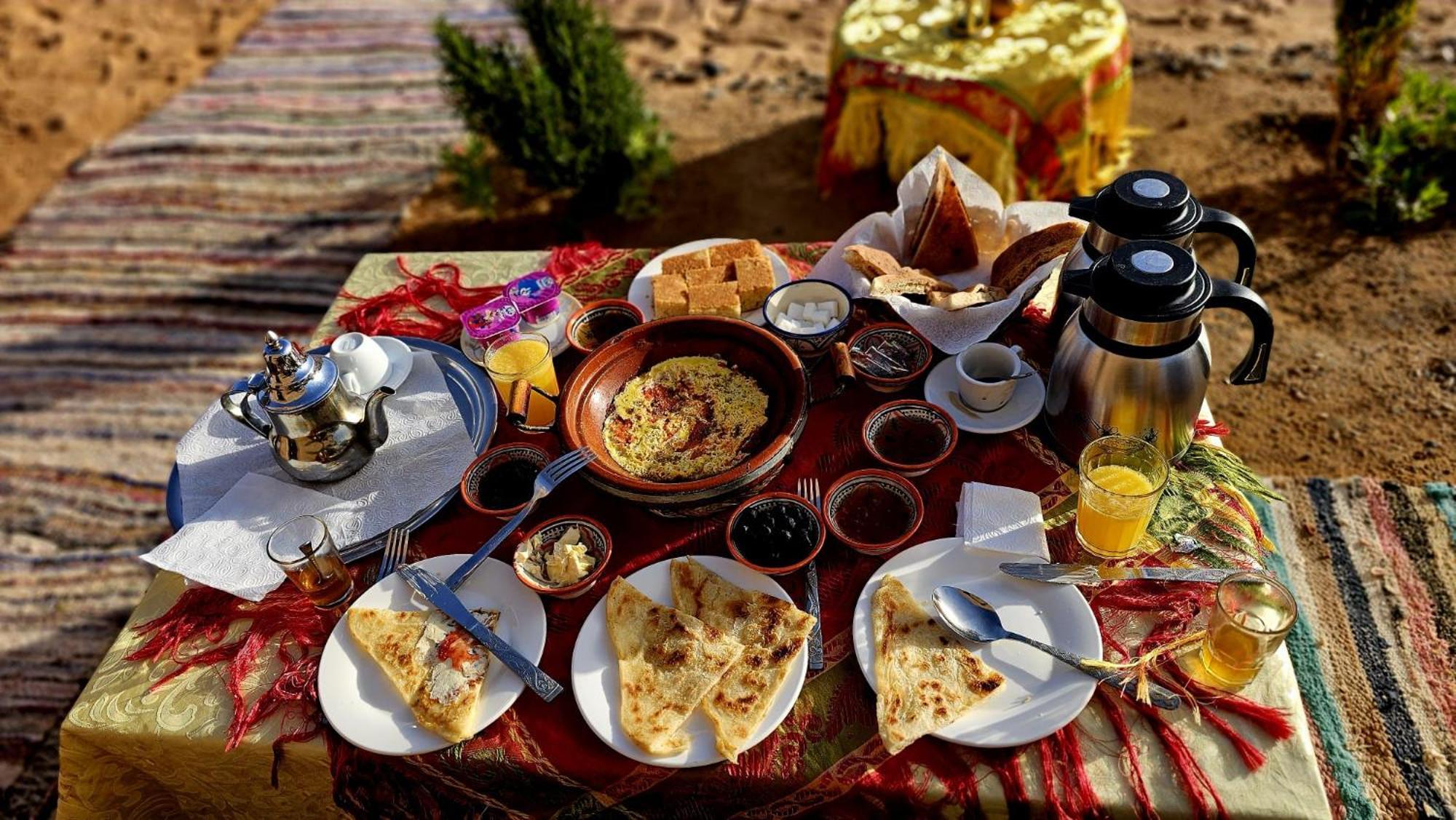 Camp Familia Erg Chebbi Ξενοδοχείο Merzouga Εξωτερικό φωτογραφία