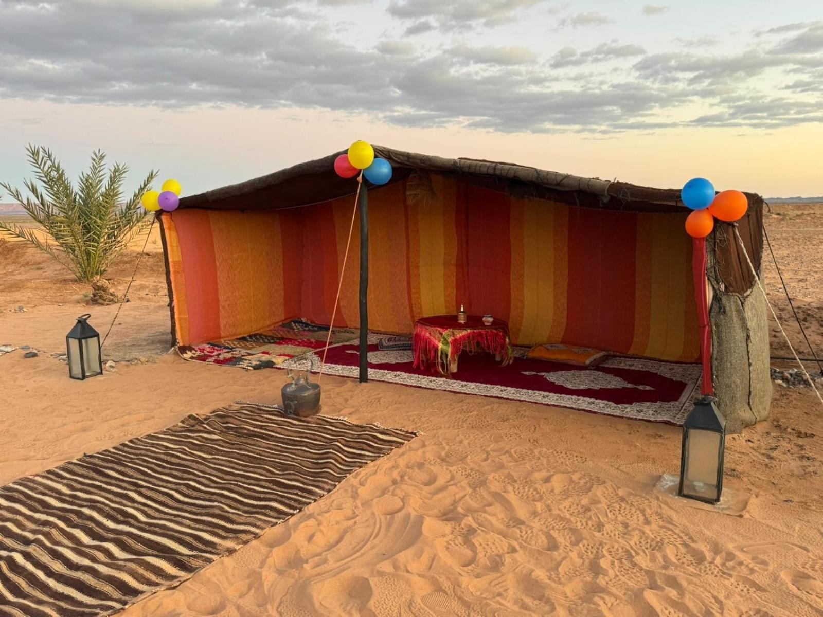 Camp Familia Erg Chebbi Ξενοδοχείο Merzouga Εξωτερικό φωτογραφία