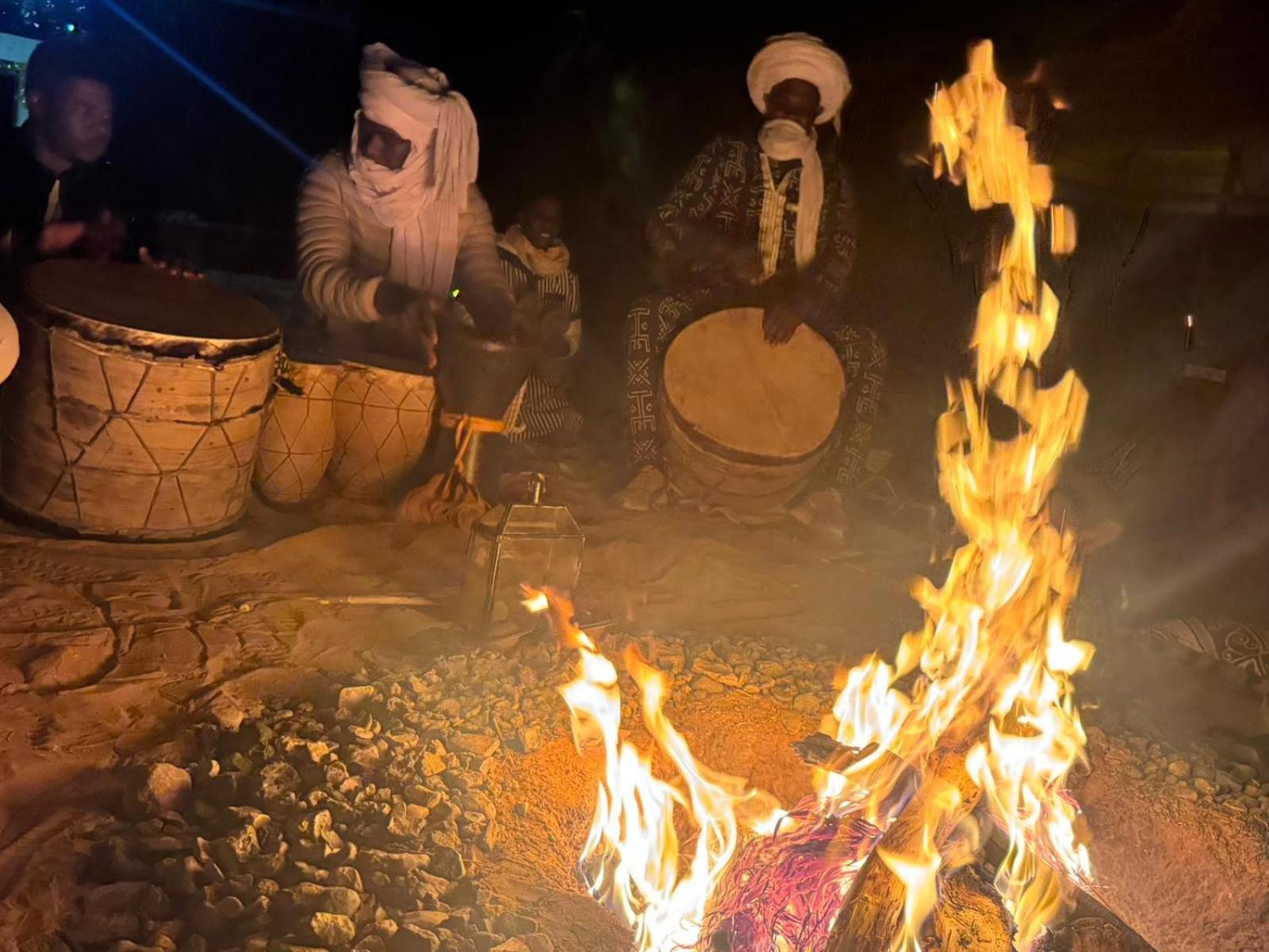 Camp Familia Erg Chebbi Ξενοδοχείο Merzouga Εξωτερικό φωτογραφία